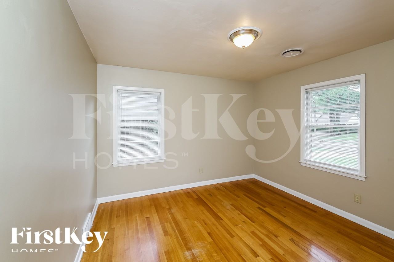 1618 Willey St - Photo 7 of 16