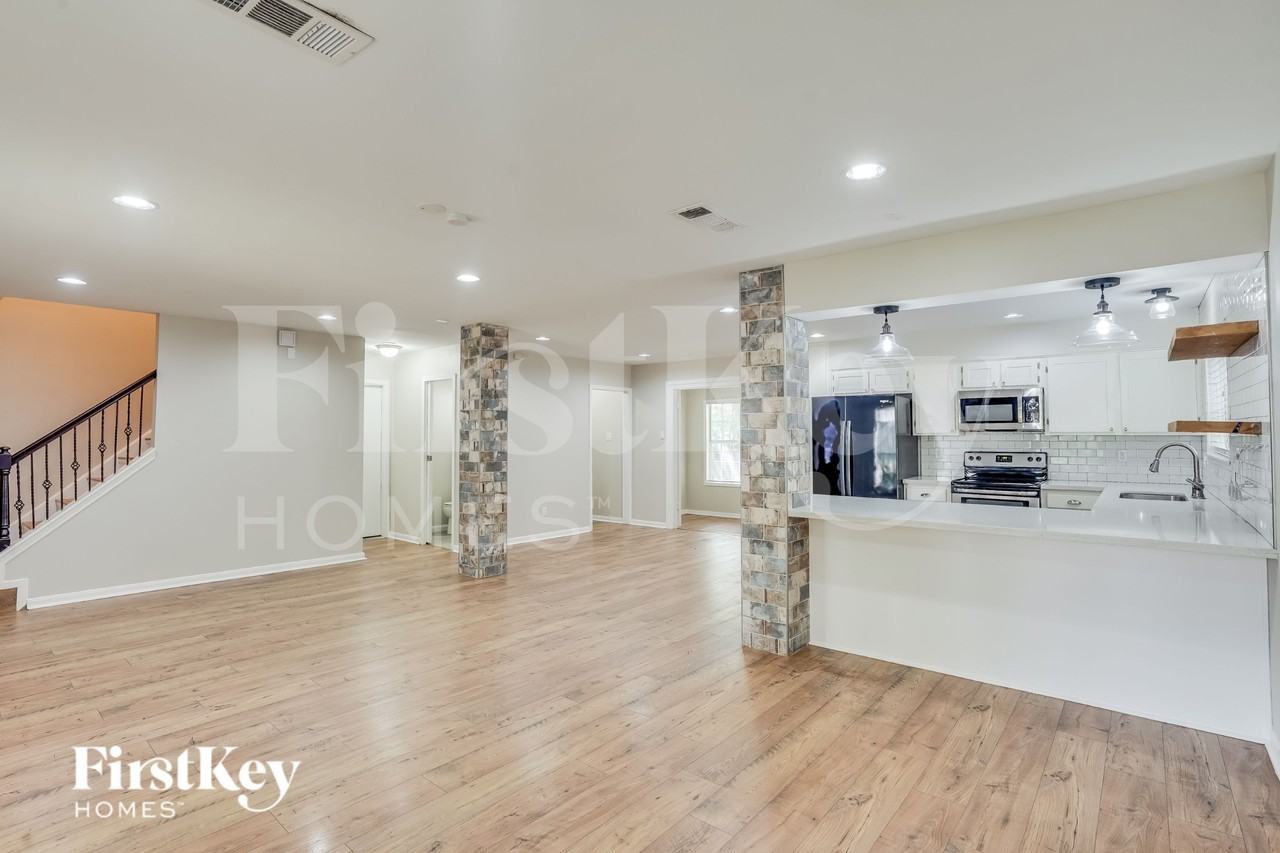 11923 S Red Cedar Cir - Photo 4 of 16