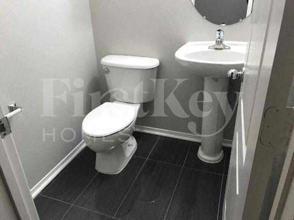 10828 Avenzano St - Photo 5 of 20