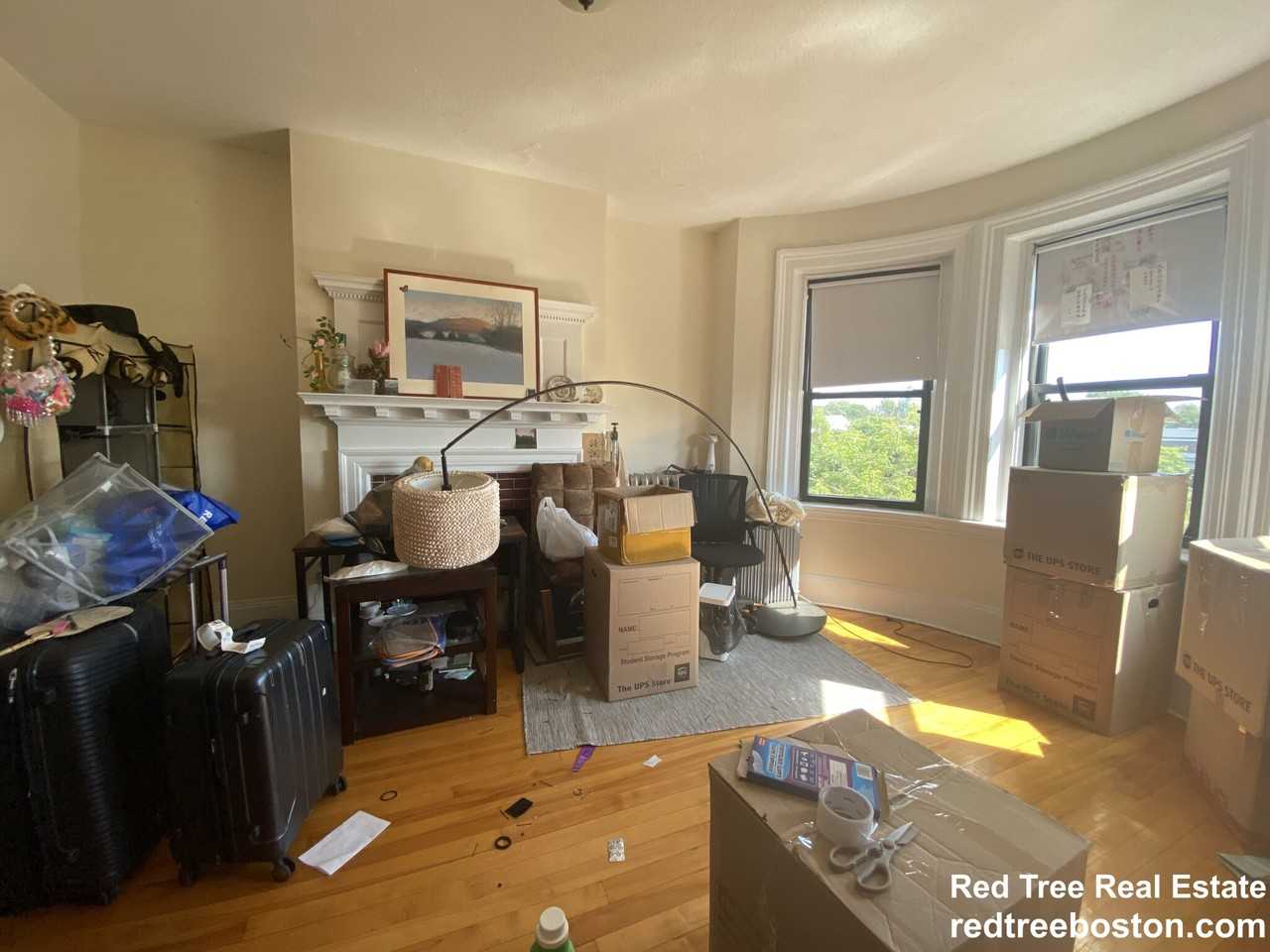 23 Brighton Ave #5 - Photo 3 of 18