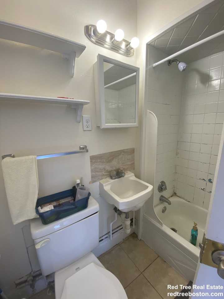 23 Brighton Ave #5 - Photo 6 of 18