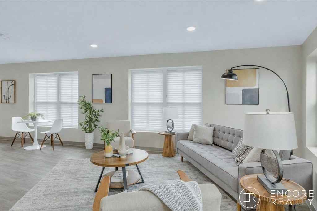 375 Cummins Hwy #201 - Photo 6 of 18