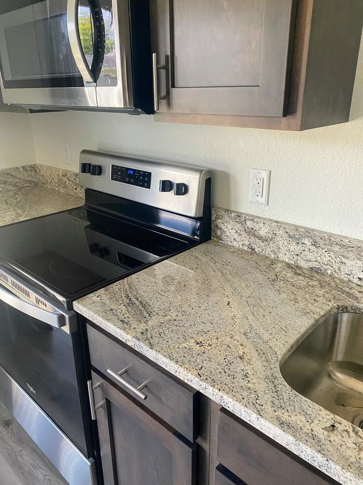 904 Park St #4 - Photo 5 of 11