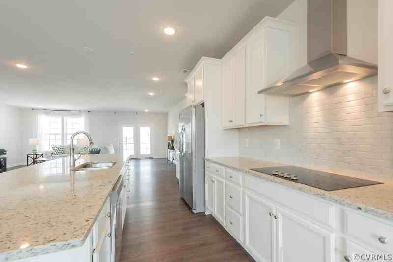 8020 Wistar Glen Dr #B - Photo 5 of 22