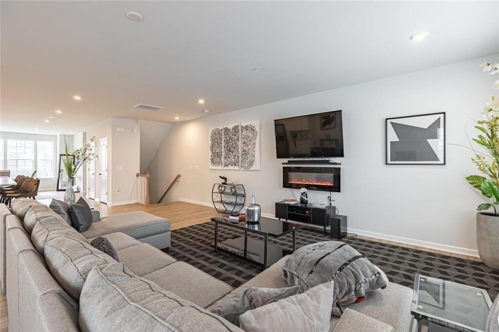 8020 Wistar Glen Dr #B - Photo 7 of 22