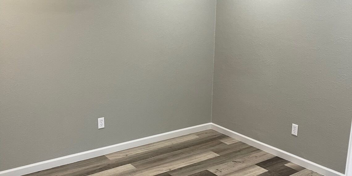 500 N 1st St #2K - Photo 2 of 11