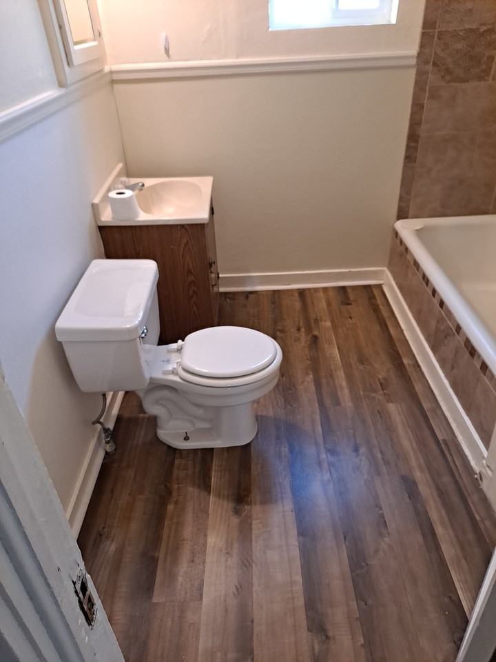 813 N Connelly St #2 - Photo 6 of 9