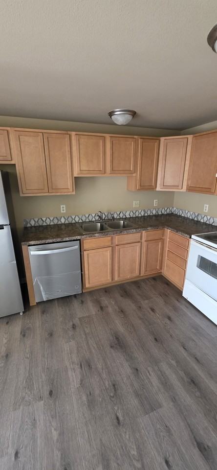 113 Timberlake Ave #115-105 - Photo 7 of 13