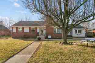 18 S Greenfield Ave - Photo 1 of 1