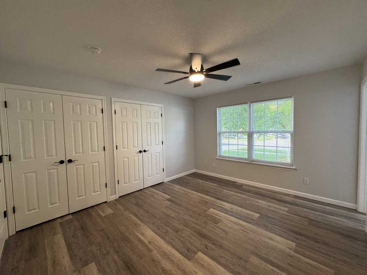 357 Pine Ave - Photo 7 of 19