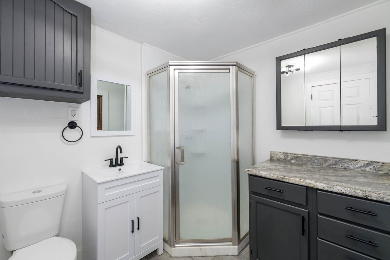 128 E 10th Ave #128C - Photo 4 of 8