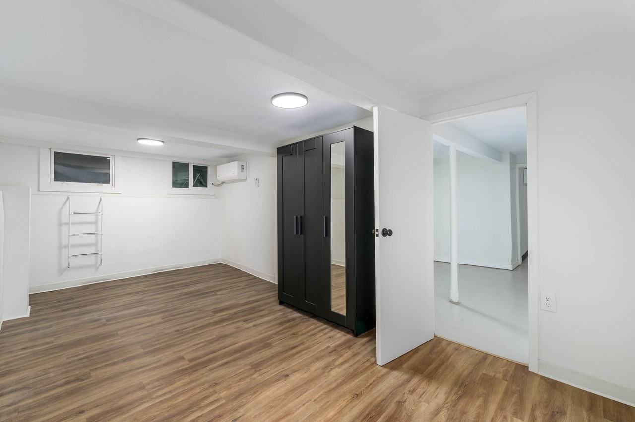 128 E 10th Ave #128C - Photo 5 of 8