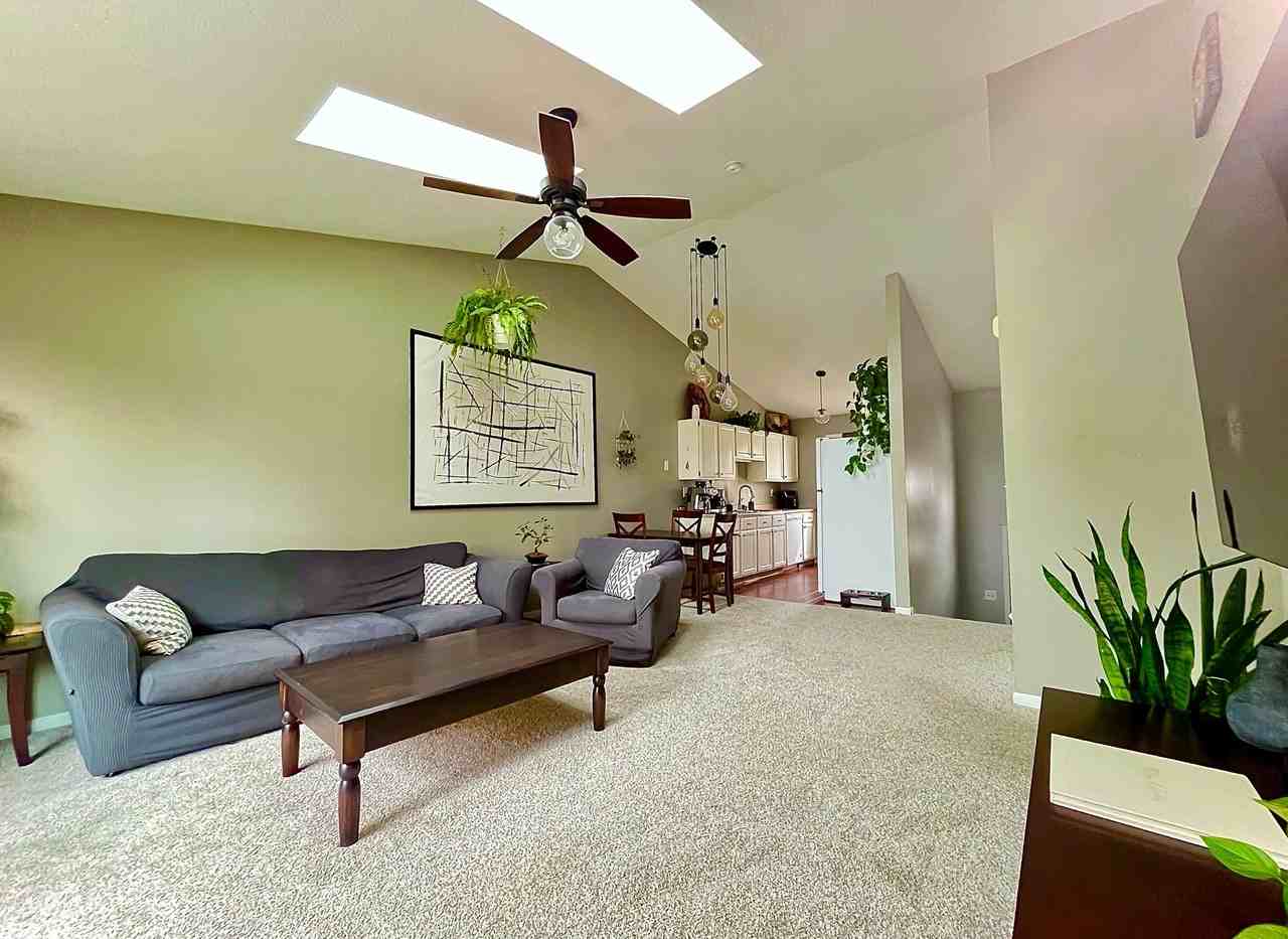 2319 10th St - Photo 7 of 24