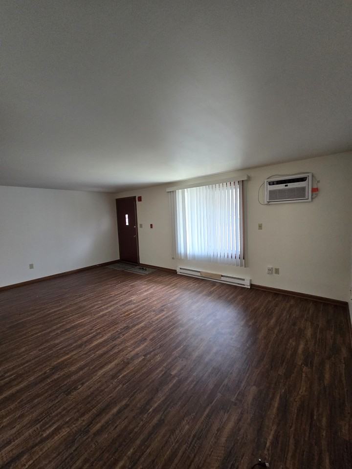 421 Concord Rd #15 - Photo 5 of 13