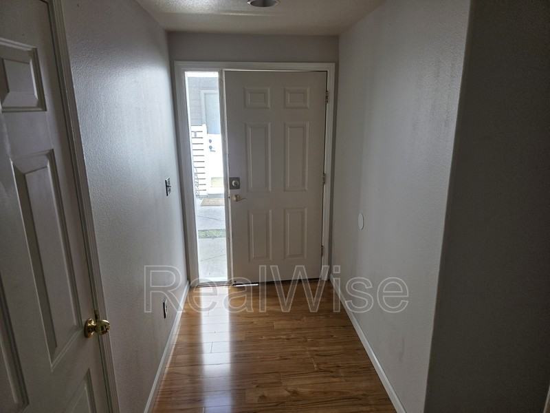 3109 Ne 118th Ave - Photo 3 of 32