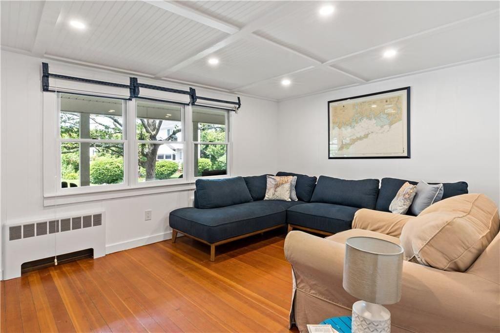 39 Salt Pond Way - Photo 6 of 28