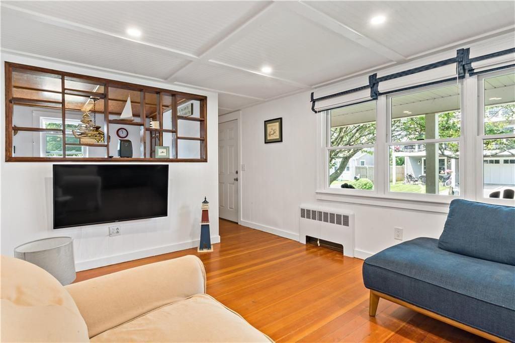 39 Salt Pond Way - Photo 7 of 28