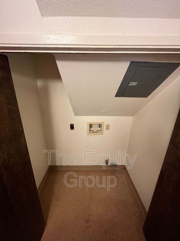 840 N Williford Dr - Photo 5 of 15