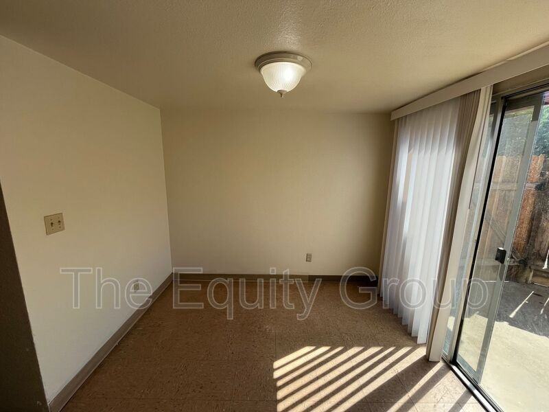 840 N Williford Dr - Photo 6 of 15