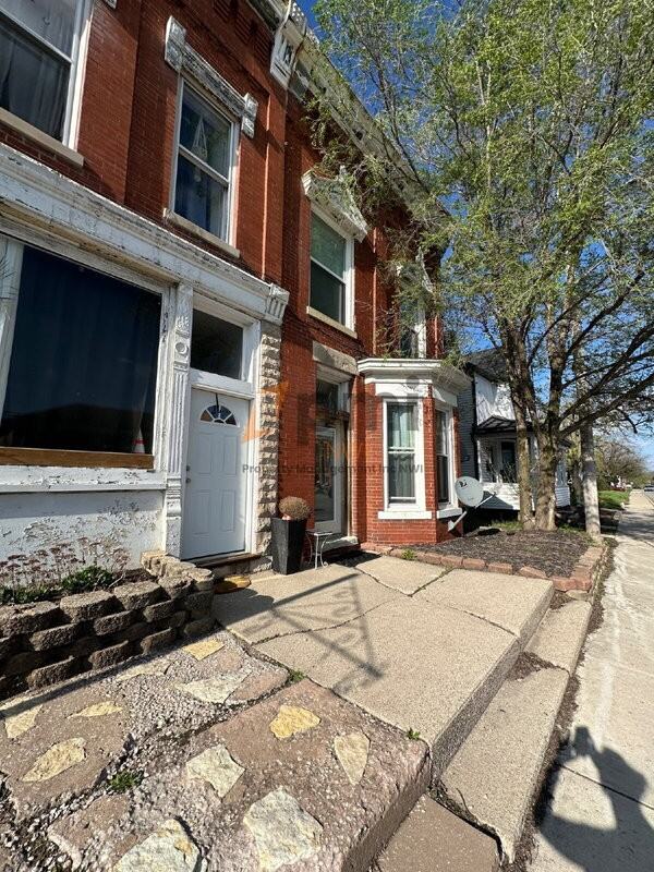 509 E Commercial Ave #2 - Photo 3 of 14