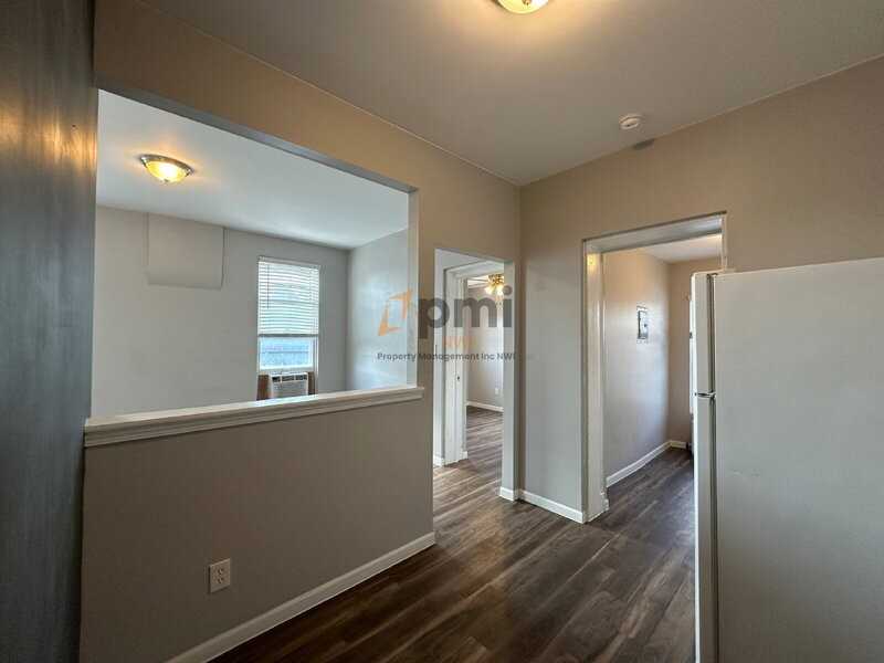 509 E Commercial Ave #2 - Photo 4 of 14