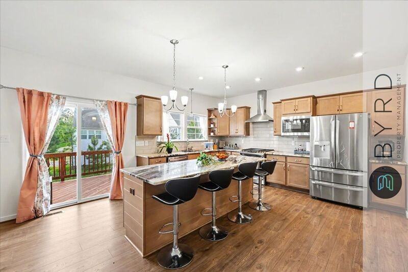 18111 Jones Run Trl - Photo 3 of 33