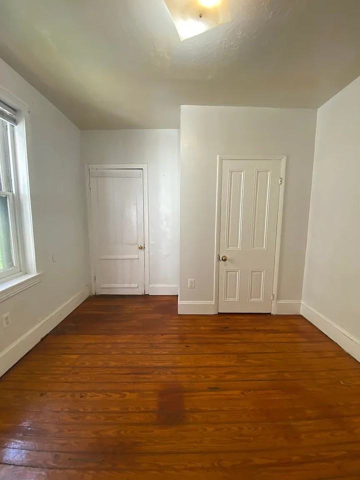 315 N Wiota St - Photo 5 of 14