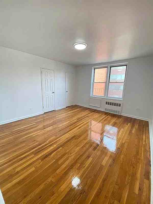 6311 Queens Blvd - Photo 5 of 6