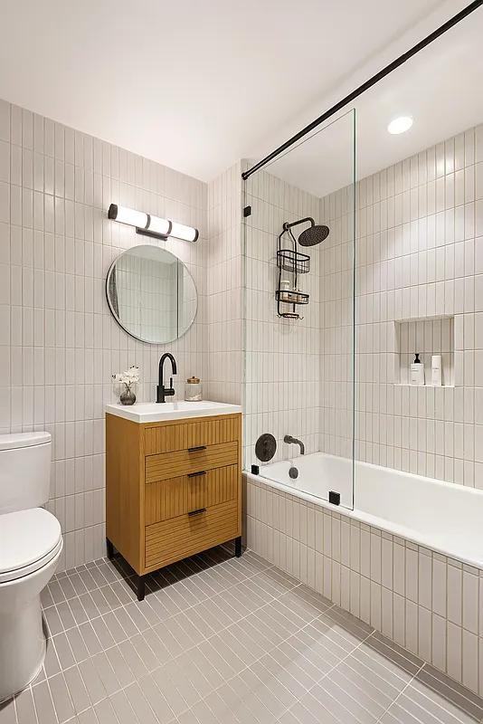 111 Montgomery St #8M - Photo 4 of 5