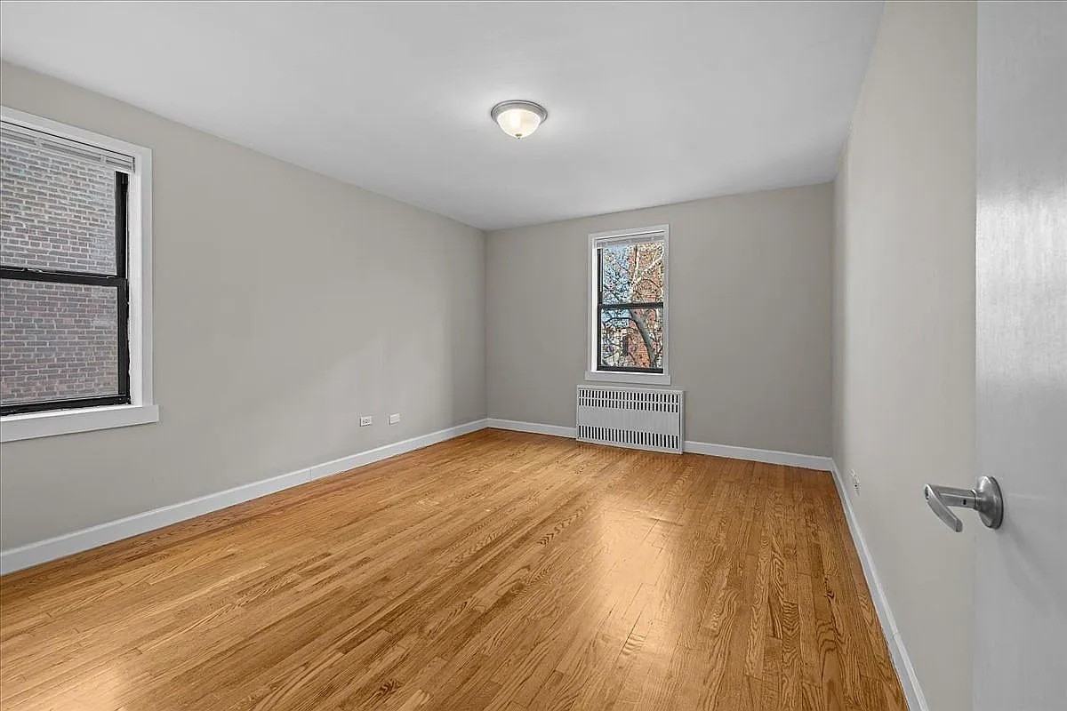 3260 Netherland Ave - Photo 7 of 8