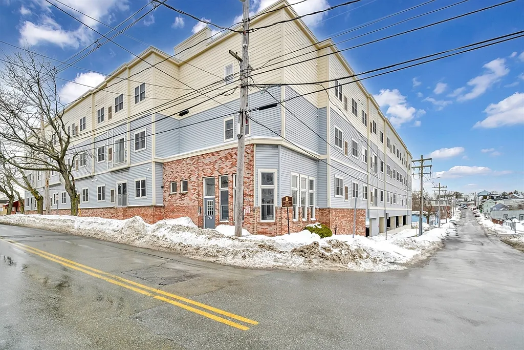 75 Walnut St #315 - Photo 5 of 9