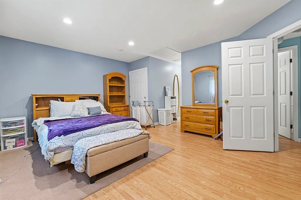 750 Whittenton St #922 - Photo 6 of 13