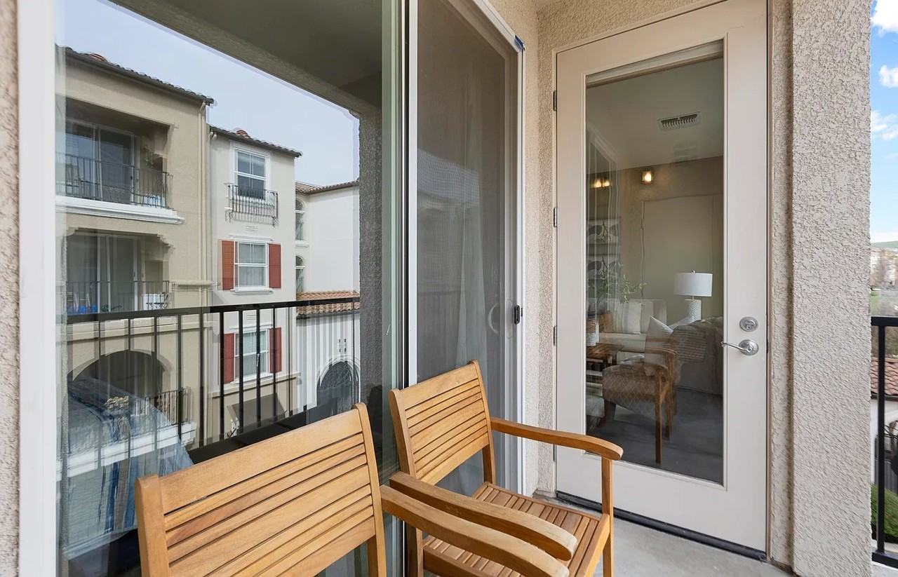 3290 Maguire Way #322 - Photo 4 of 11