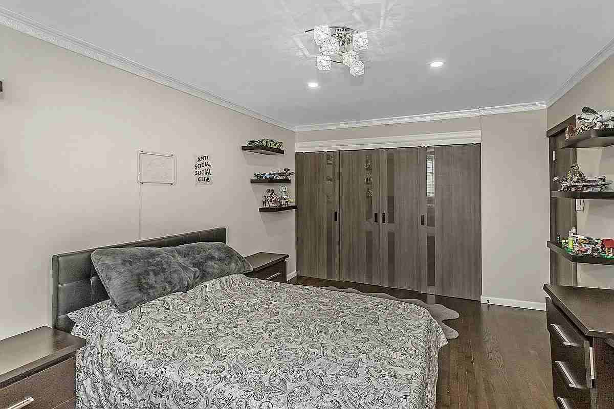 21230 23rd Ave #4K - Photo 7 of 13