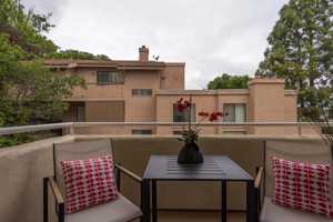 featured image of 231 N El Camino Real #201