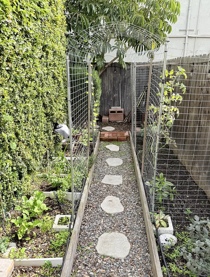 244 Wisconsin Ave - Photo 7 of 13