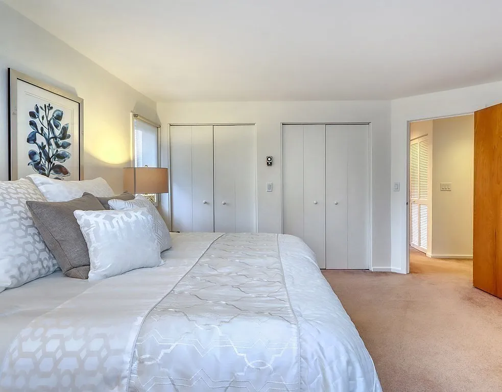 6 Sherman St #C - Photo 2 of 12