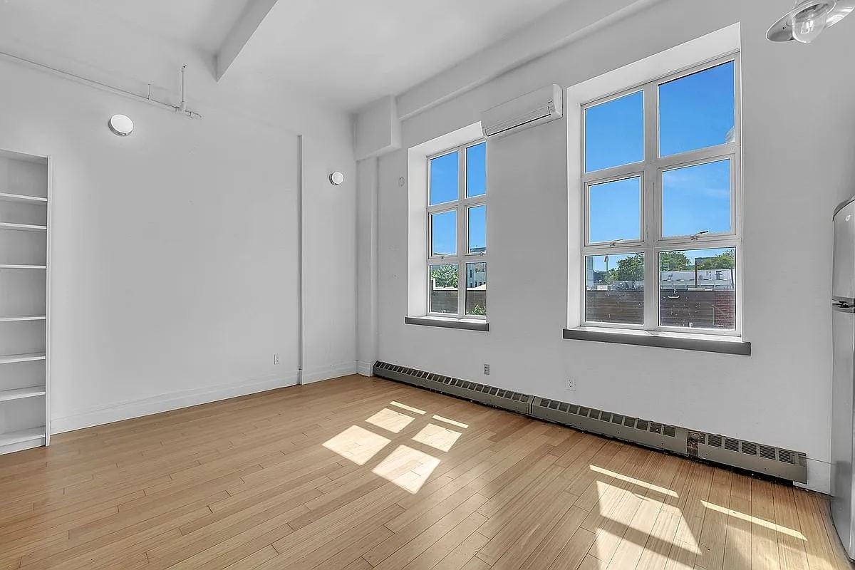 852 Cypress Ave - Photo 7 of 11