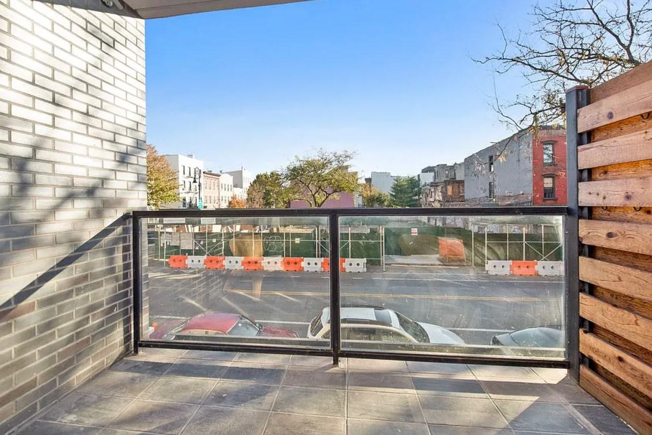 1059 Manhattan Ave - Photo 3 of 8