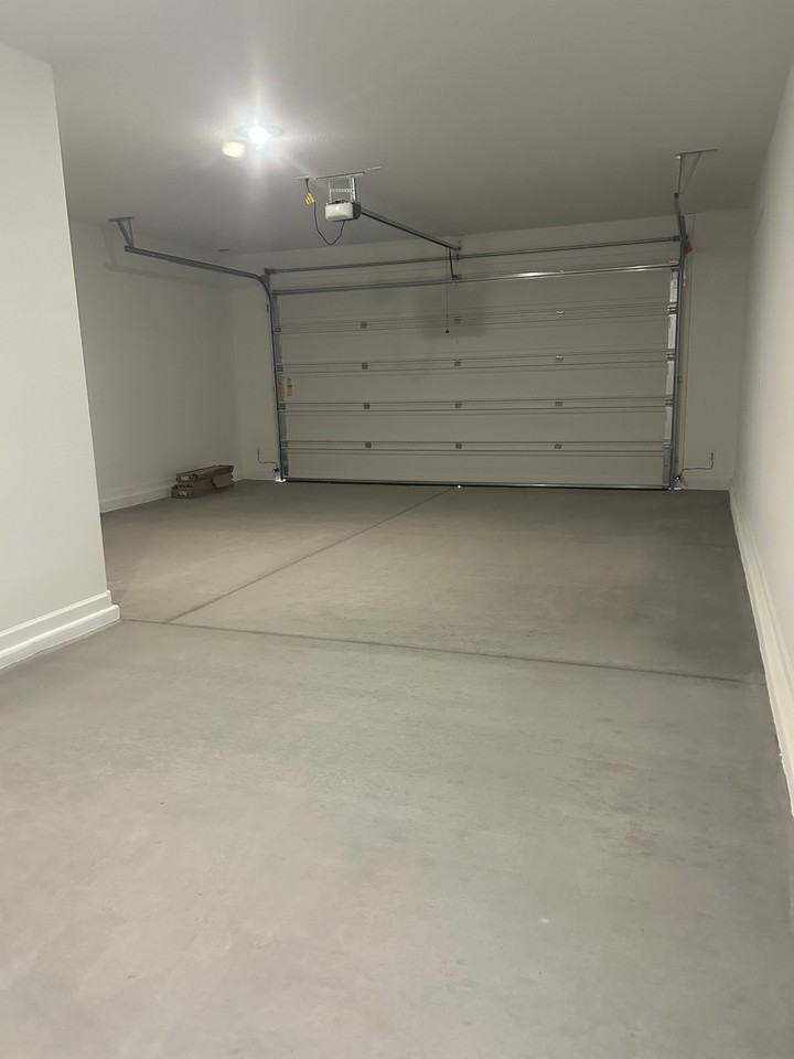 5612 W Buist Ave - Photo 3 of 9