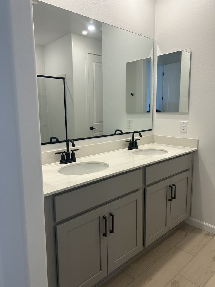 5612 W Buist Ave - Photo 4 of 9