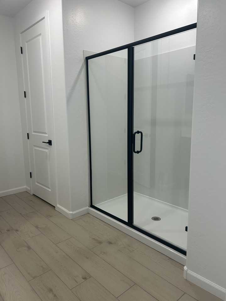 5612 W Buist Ave - Photo 5 of 9