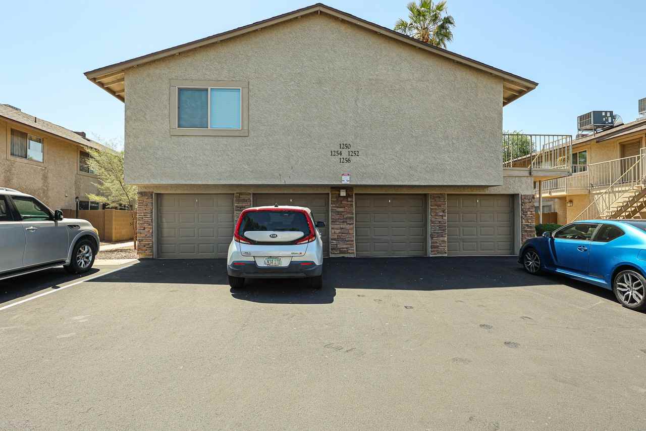 1254 N 85th Pl - Photo 5 of 36