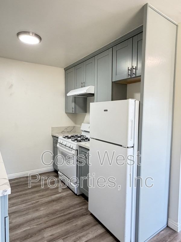 1618 1/2 Reed Ave - Photo 6 of 16