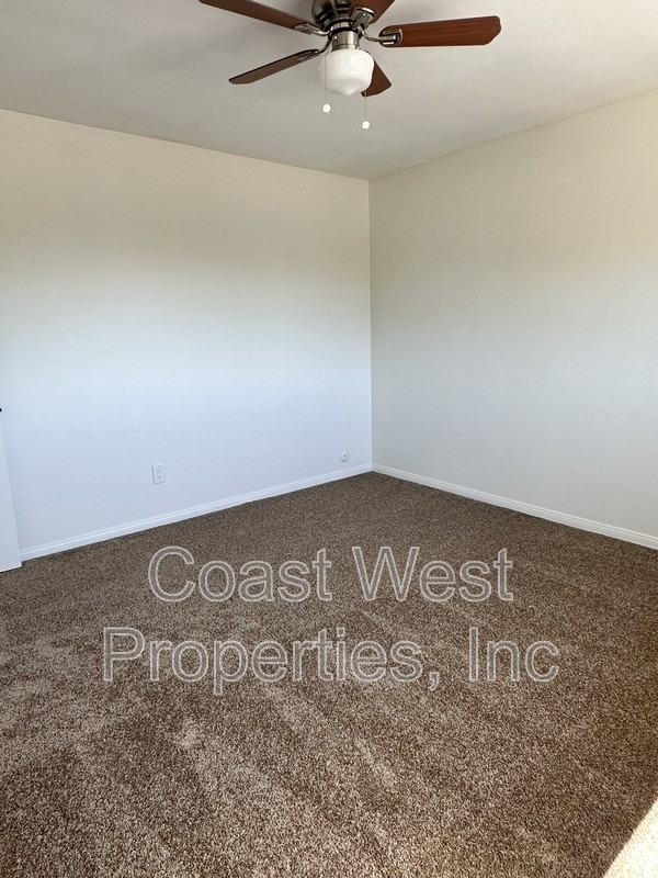 4173 1/2 Ohio St - Photo 7 of 17