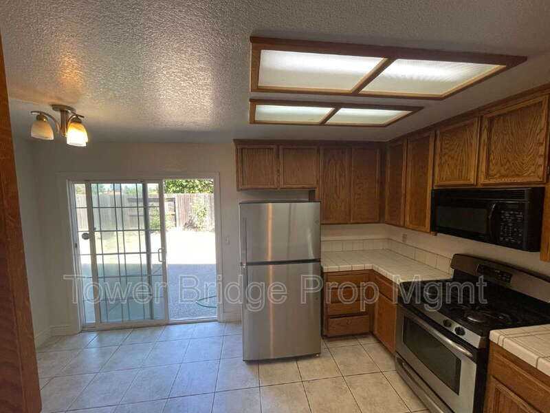 4305 Hartlepool Way - Photo 7 of 31