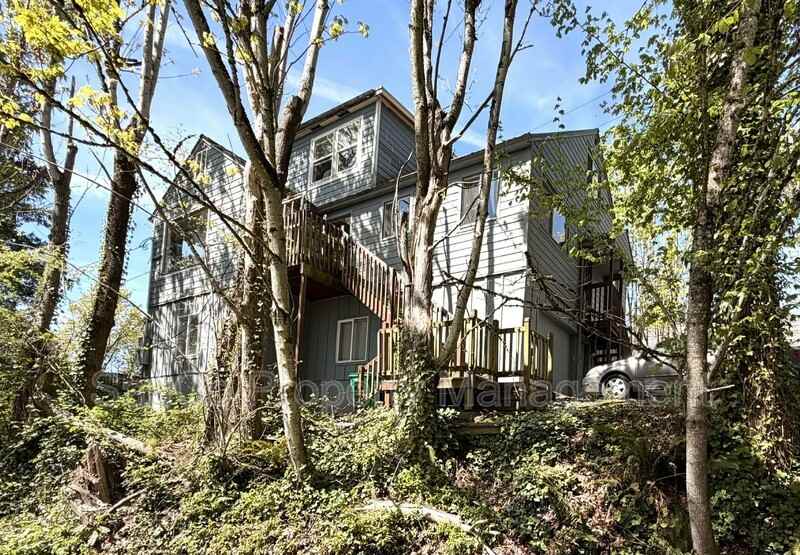 6423 Sw Raab Rd - Photo 2 of 25