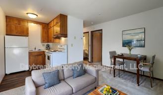 915 7th Ave N - Photo 1 of 1