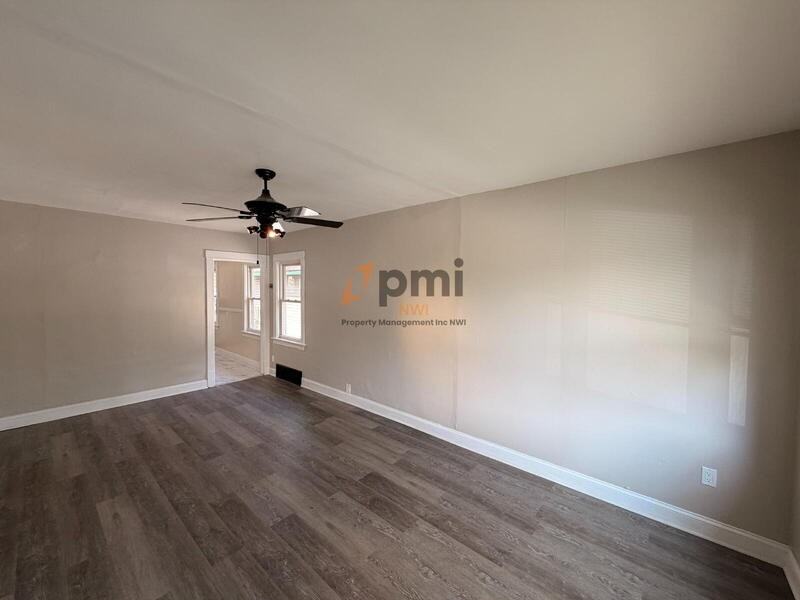 6244 Madison Ave - Photo 4 of 21