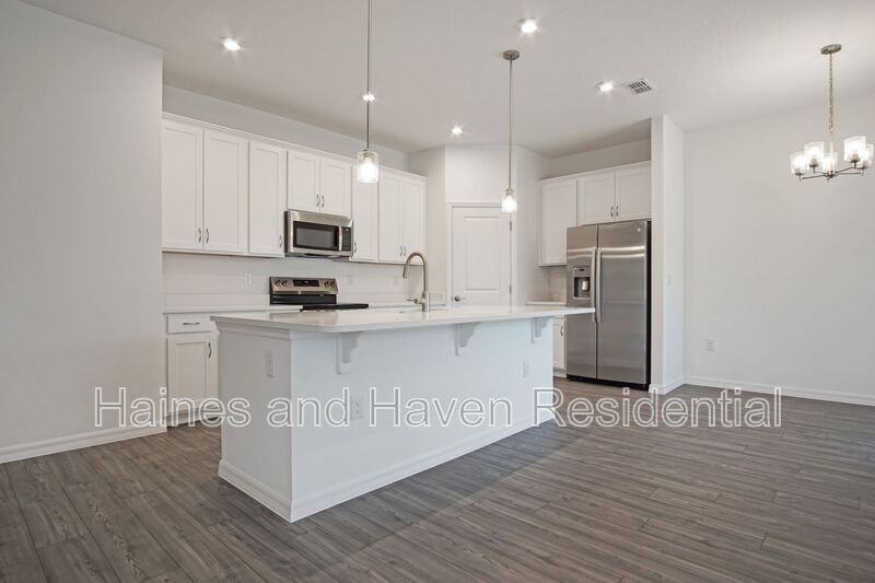 1315 Normandy Dr - Photo 6 of 34